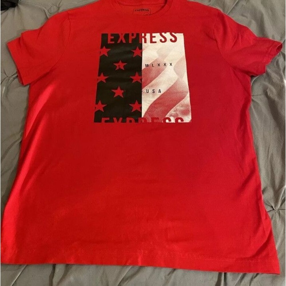 Express Stretch Men’s USA Flag Graphic Red Shirt Size Large